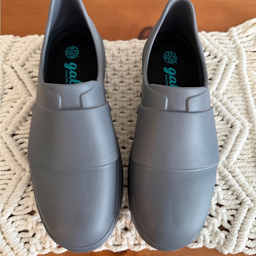 Gales NEW!! Smart PPE Footwear in Gray Unisex Mens 7 or Womens 9